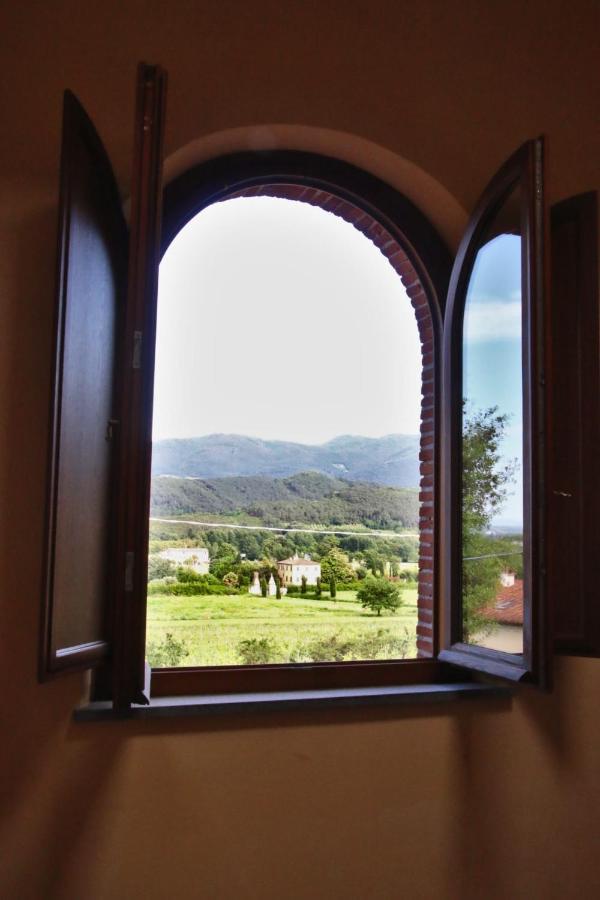 Casa Gaia Hostal Lucca Exterior foto